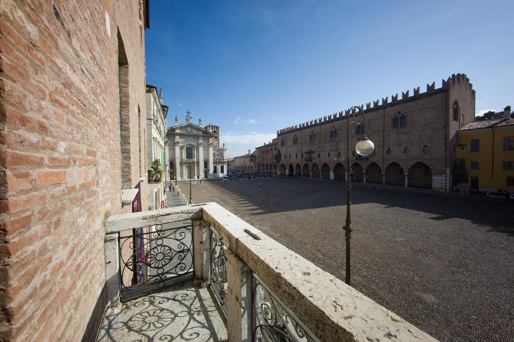 Palazzo Castiglioni Luxury Suite And Rooms Mantova Eksteriør billede