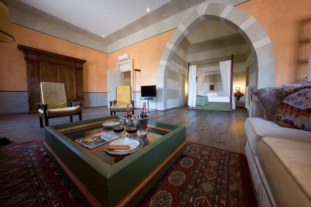 Palazzo Castiglioni Luxury Suite And Rooms Mantova Værelse billede